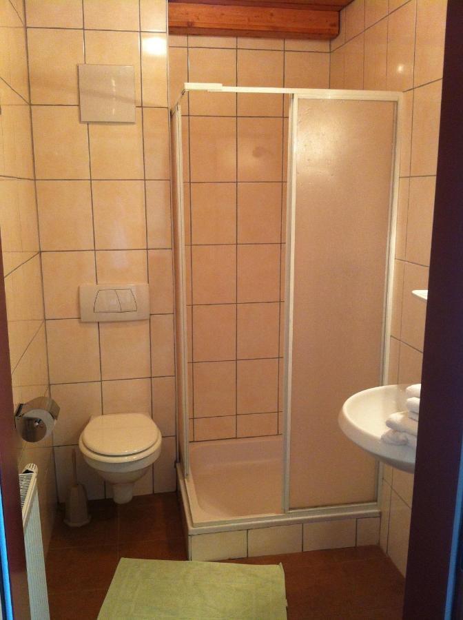 Gasthof Pension Steinberger St Georgen im Attergau Ruang foto